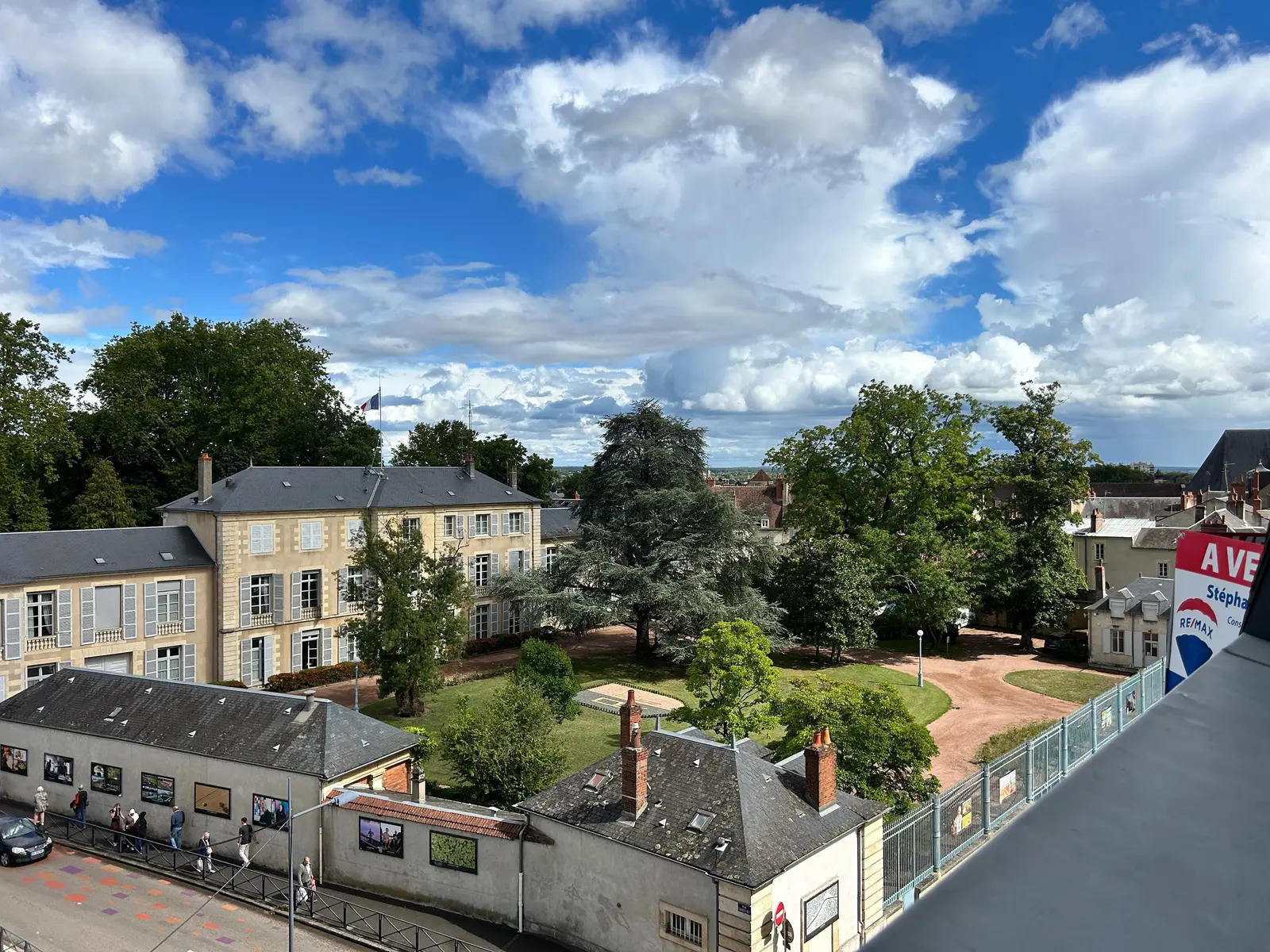 Apartment — 3 ch. — Nevers
