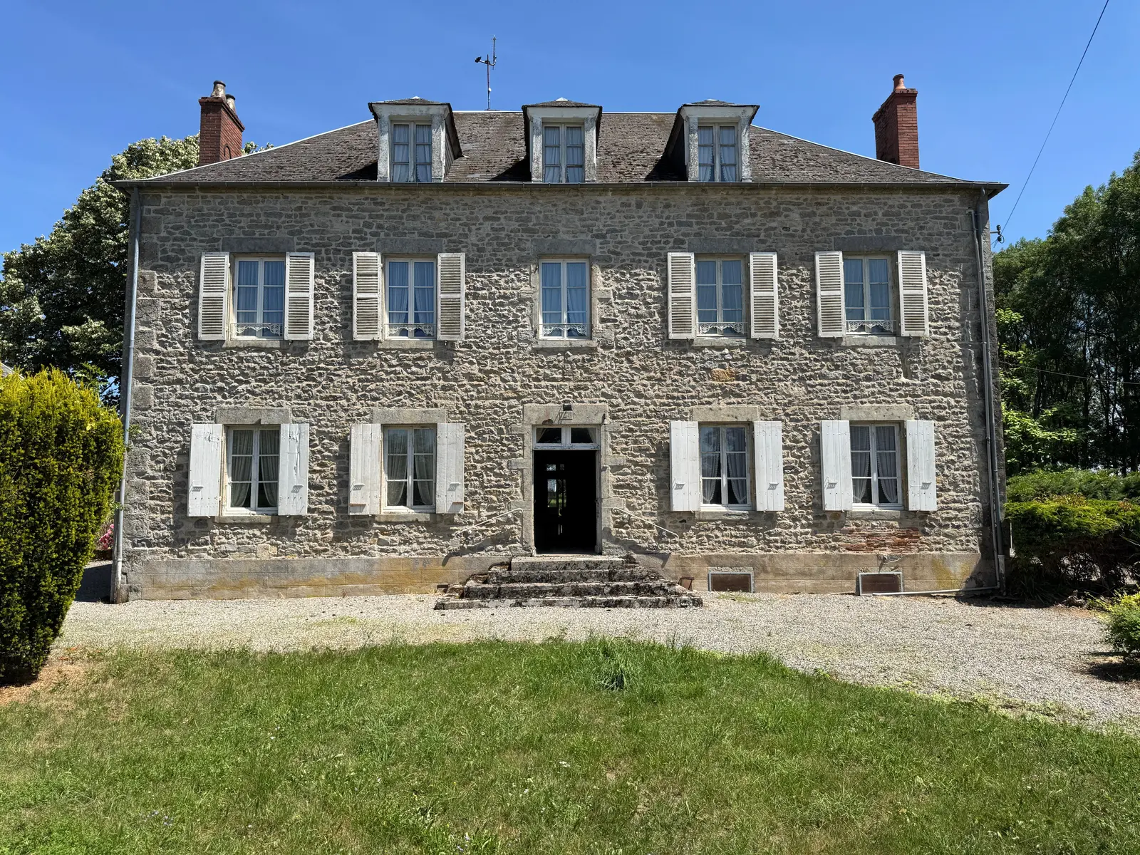 House — 8 ch. — Châtillon-en-Bazois
