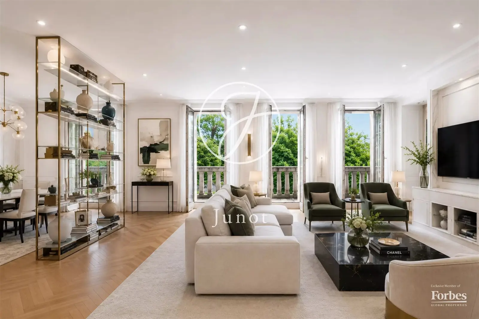 Paris 8e - PARC MONCEAU - Appartement - 6 pièces - 250 m² - 3 chambres - Balcons - Vues exceptionnelles sur le parc