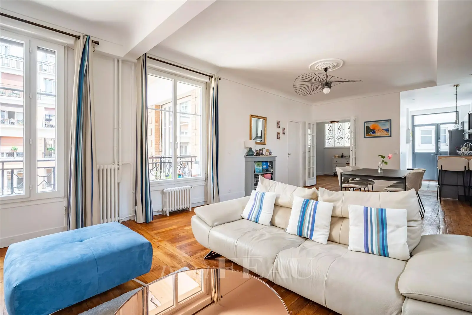 Paris 16eme - Auteuil, Michel Ange, 84 m², 5e étage, 2 chambres.