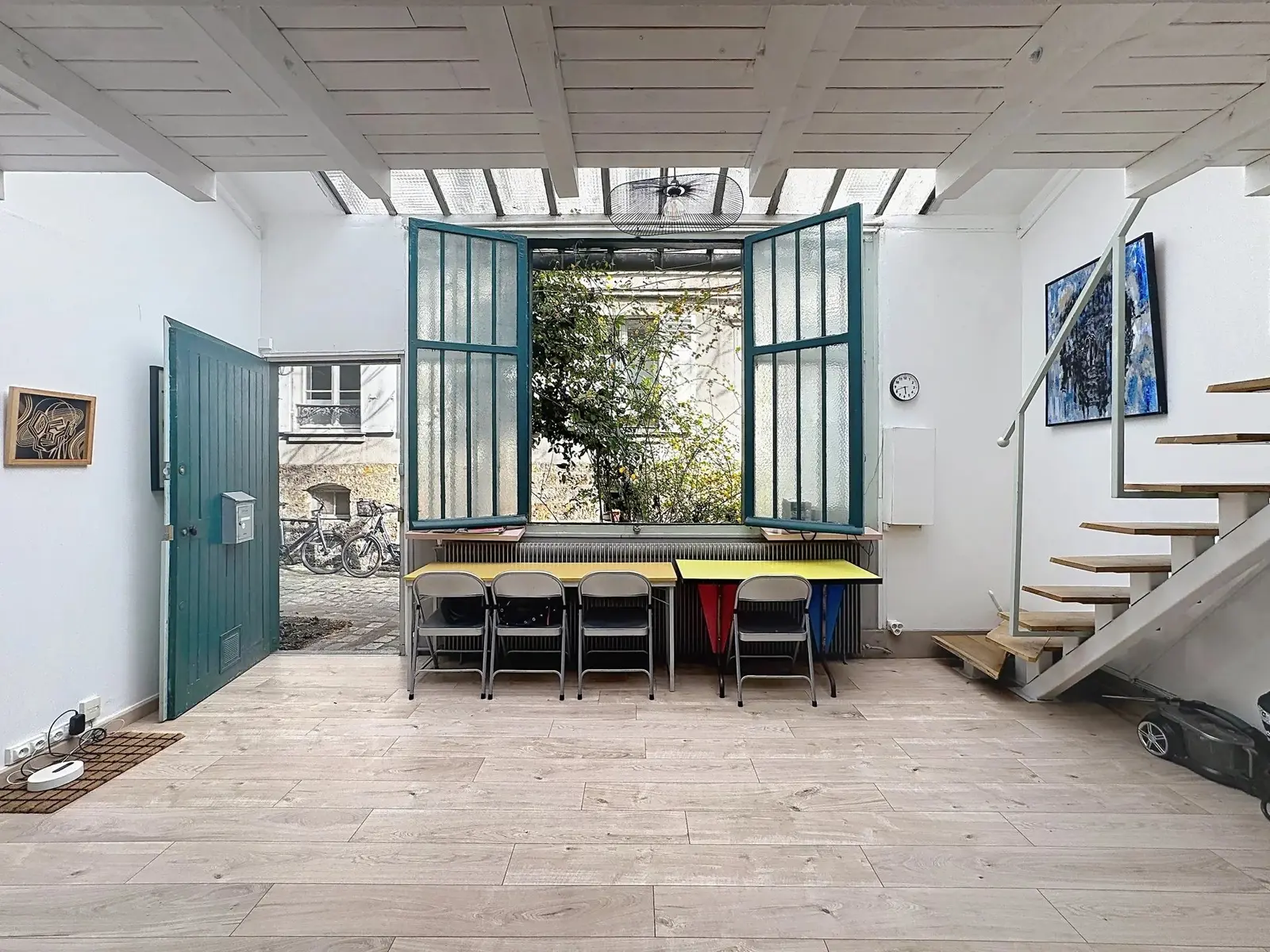 PARIS 18 - MATISSE - Atelier d'Artiste 42.4m2