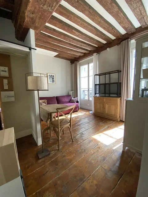Un Petit Nid Au Coeur Du Marais