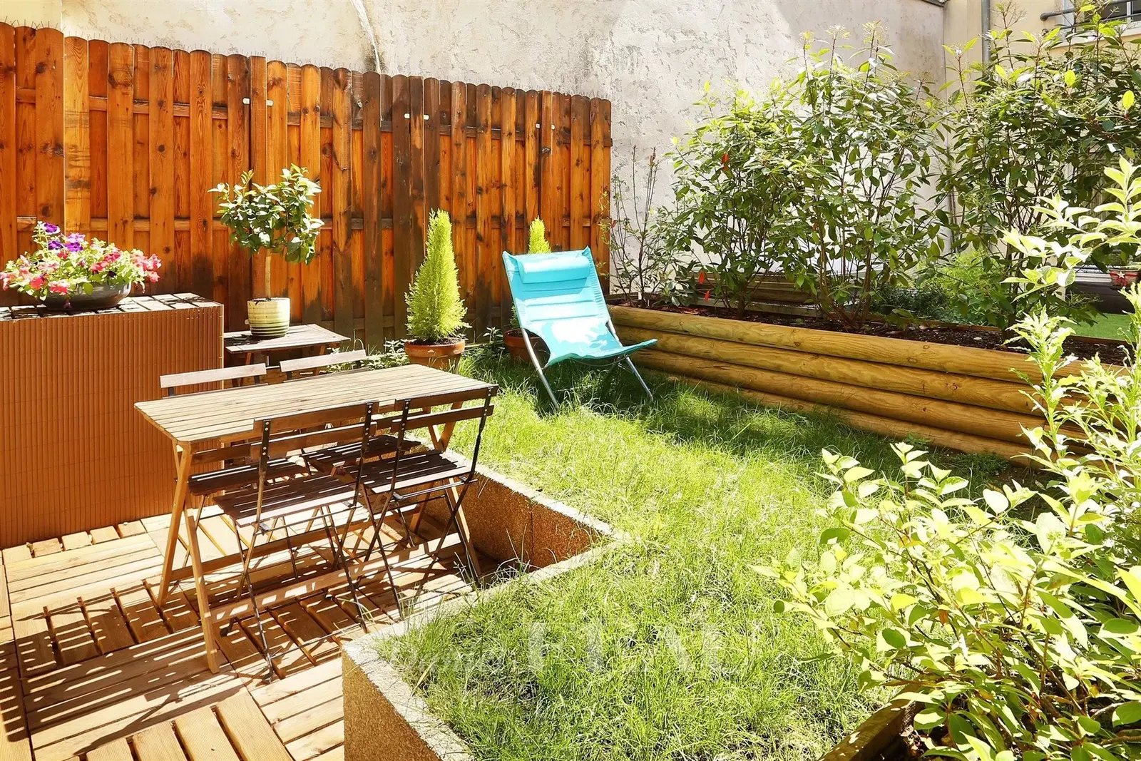 Paris XVe - Mairie - Appartement avec jardin privatif