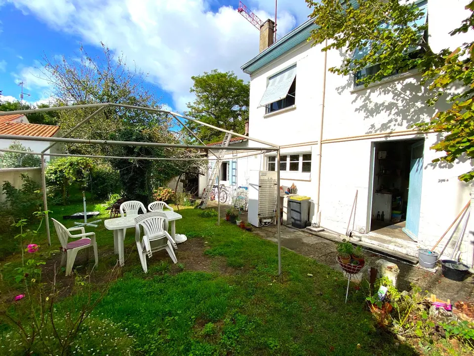 House — 4 ch. — Breuillet