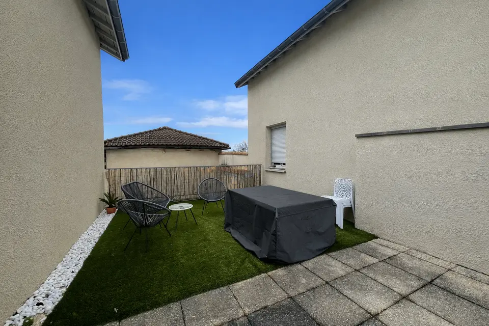 Apartment — 1 ch. — Villefranche-sur-Saône