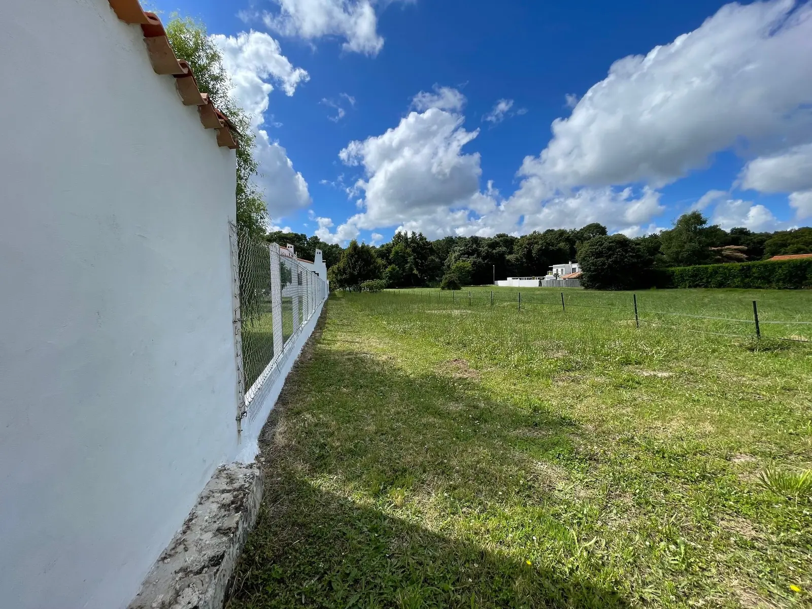 Land — Saint-Palais-sur-Mer