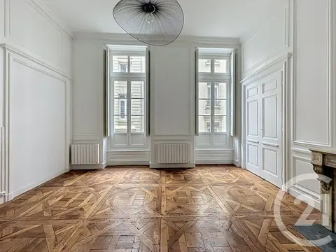 Appartement F1 à vendre LYON