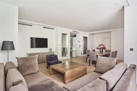 Paris VIIIe- Montaigne - Appartement rénové luxe
