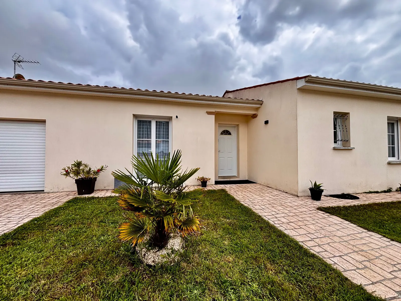 House — 2 ch. — Royan