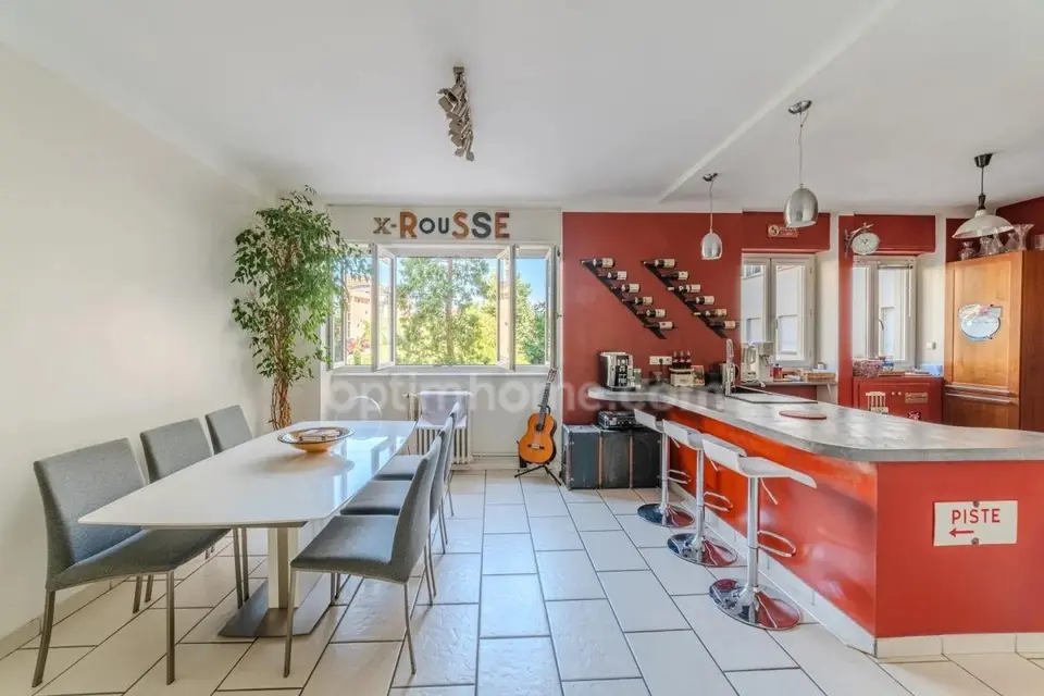 69004 Lyon – appartement lumineux - 4 pièces - 2 chambres - toit-terrasse -proximité commodités – 15 minutes du parc de la Tête D’or