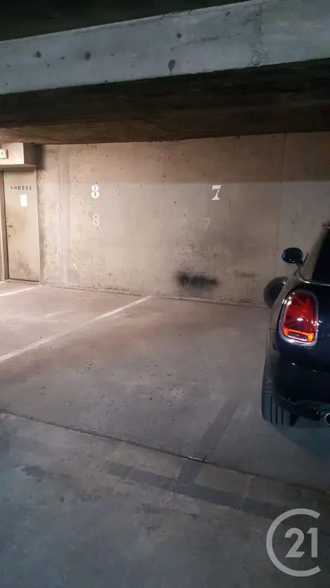 Parking à louer PARIS