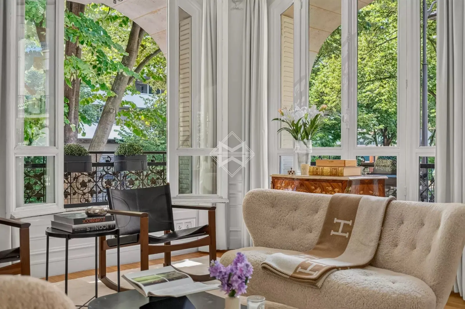 Adresse d'exception-appartement familial Paris 7