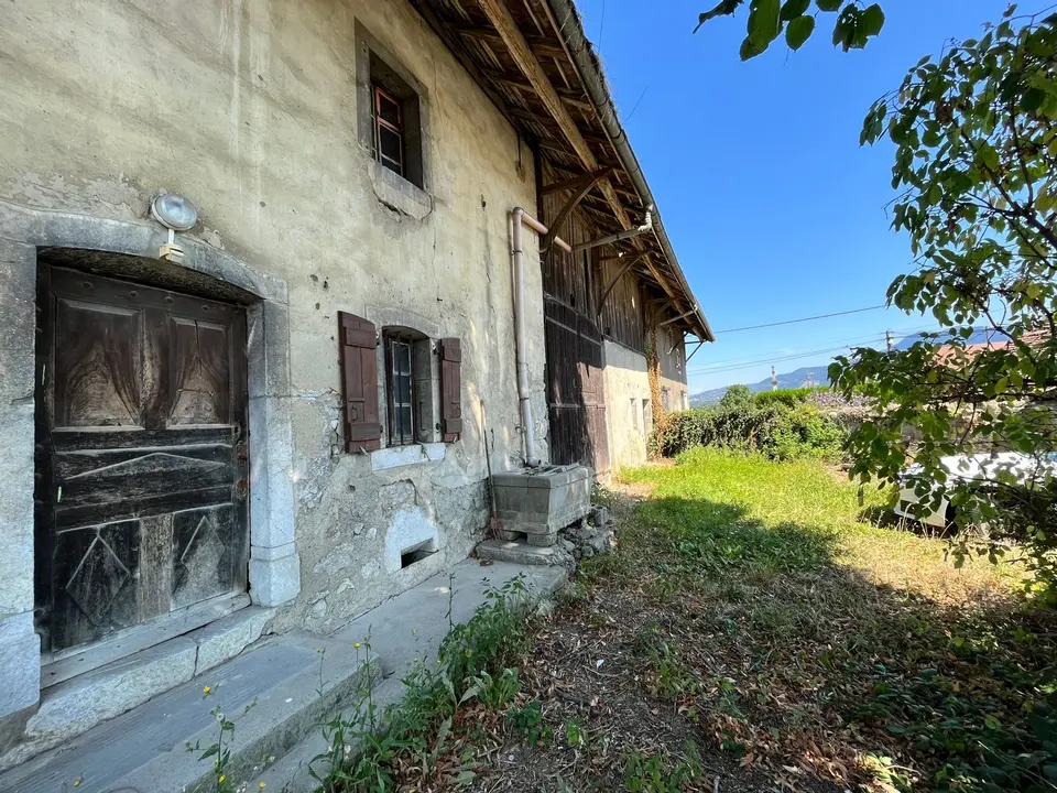 House — 3 ch. — Scientrier