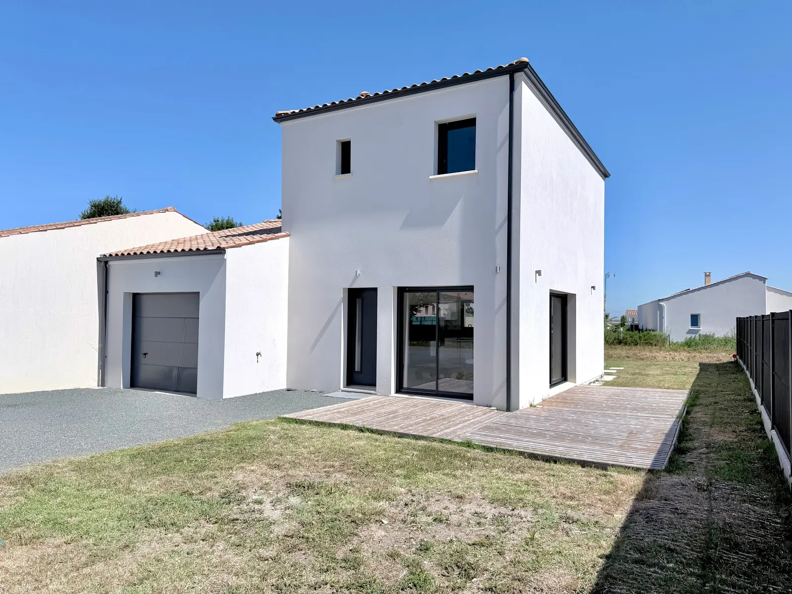 House — 3 ch. — Étaules