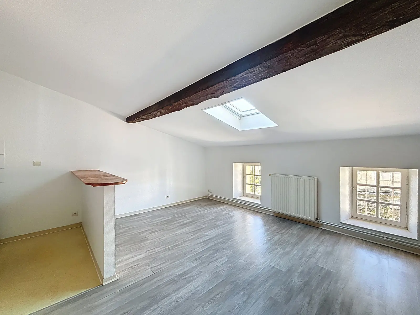 Apartment — 1 ch. — Cadillac-sur-Garonne