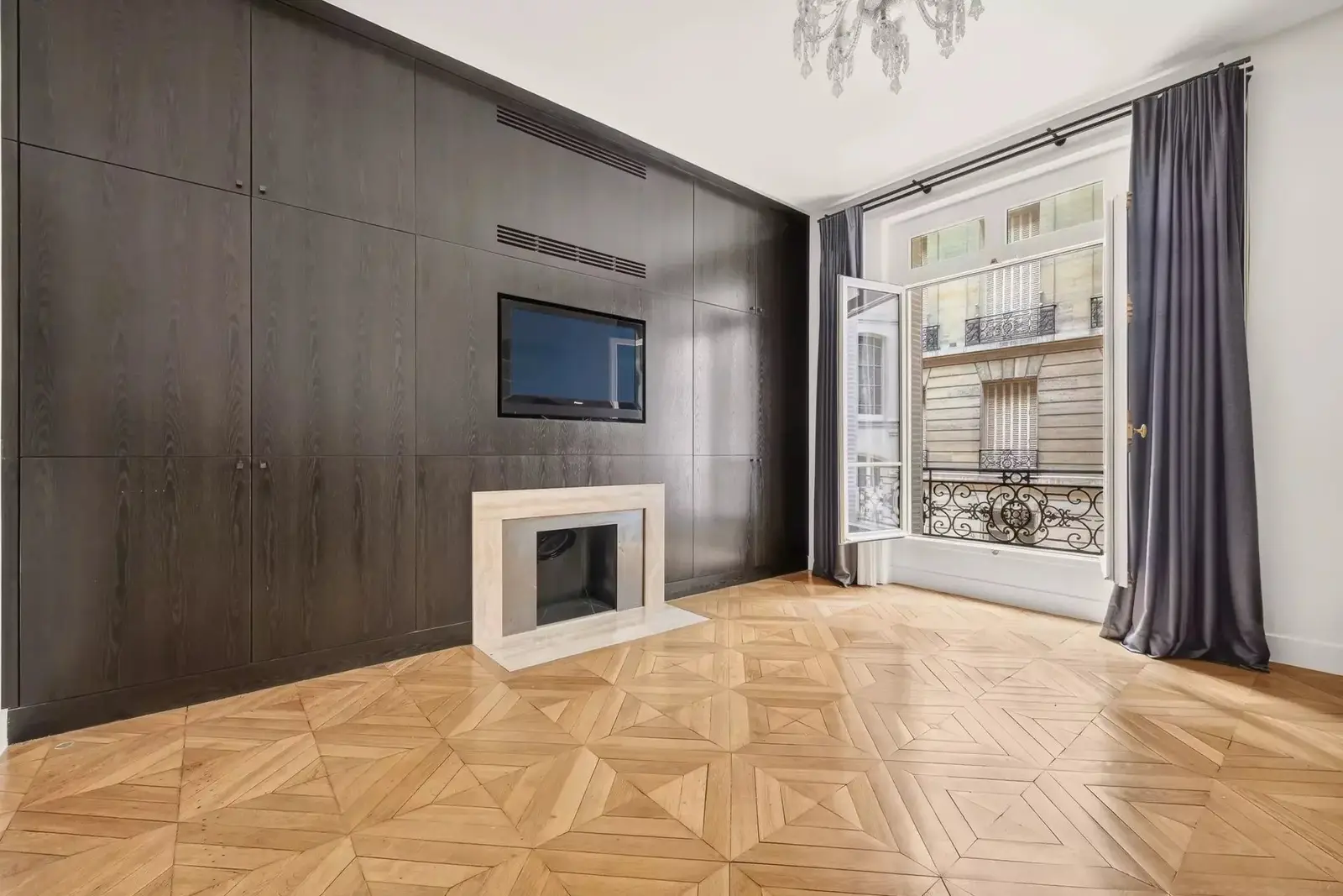 France | Paris 16e | 3 chambres | 3 salles de bains | 240 m² | 3 750 000 €
