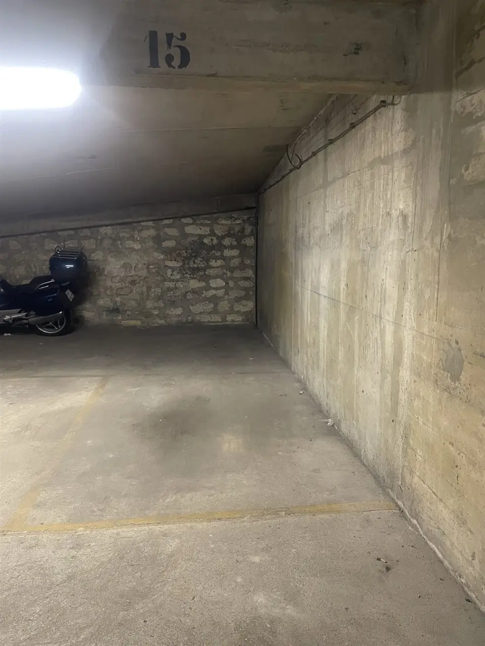 A Vendre Place De Parking petite citadine Buttes Aux Cailles