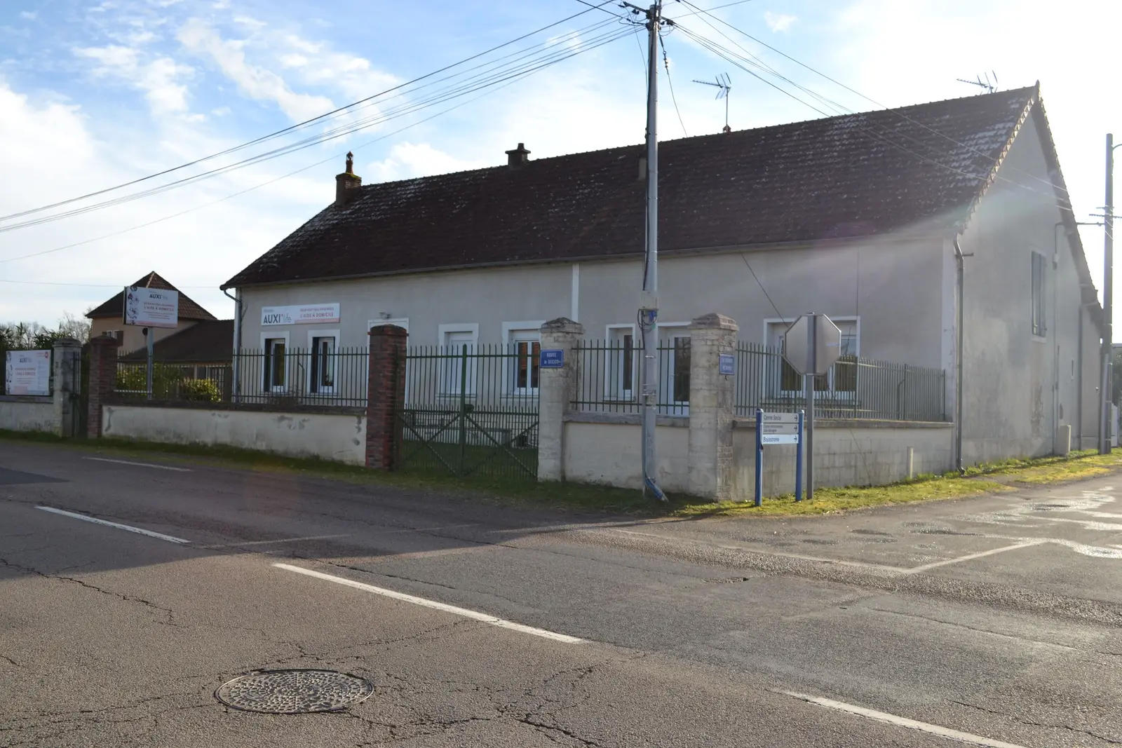 House — 5 ch. — Fours