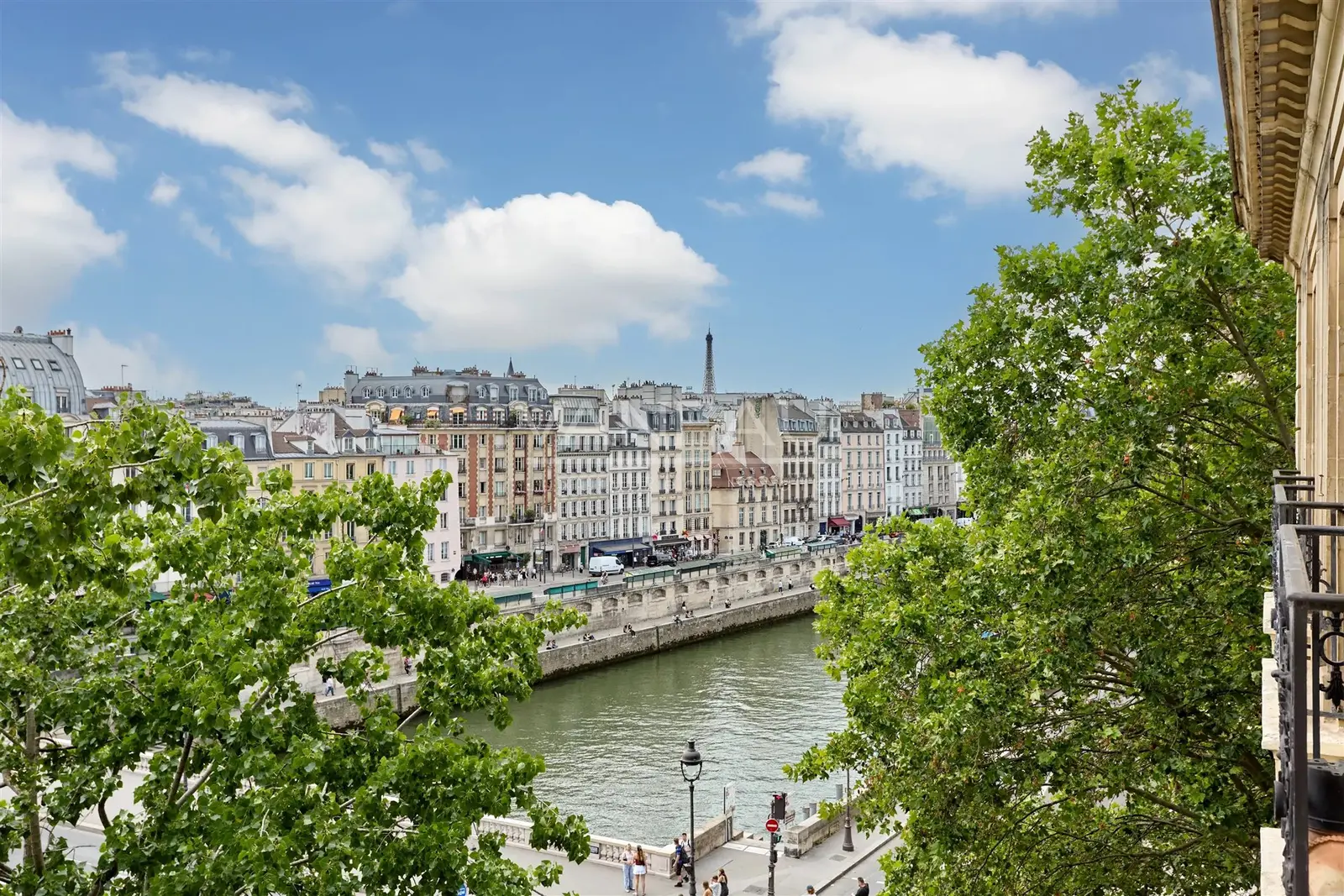 Paris IVe - Ile de la Cité - Appartement 4 pièces avec vue sur la Seine