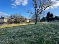Land — Hauterive