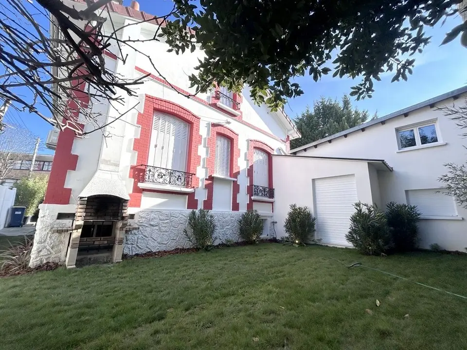House — 4 ch. — Colombes
