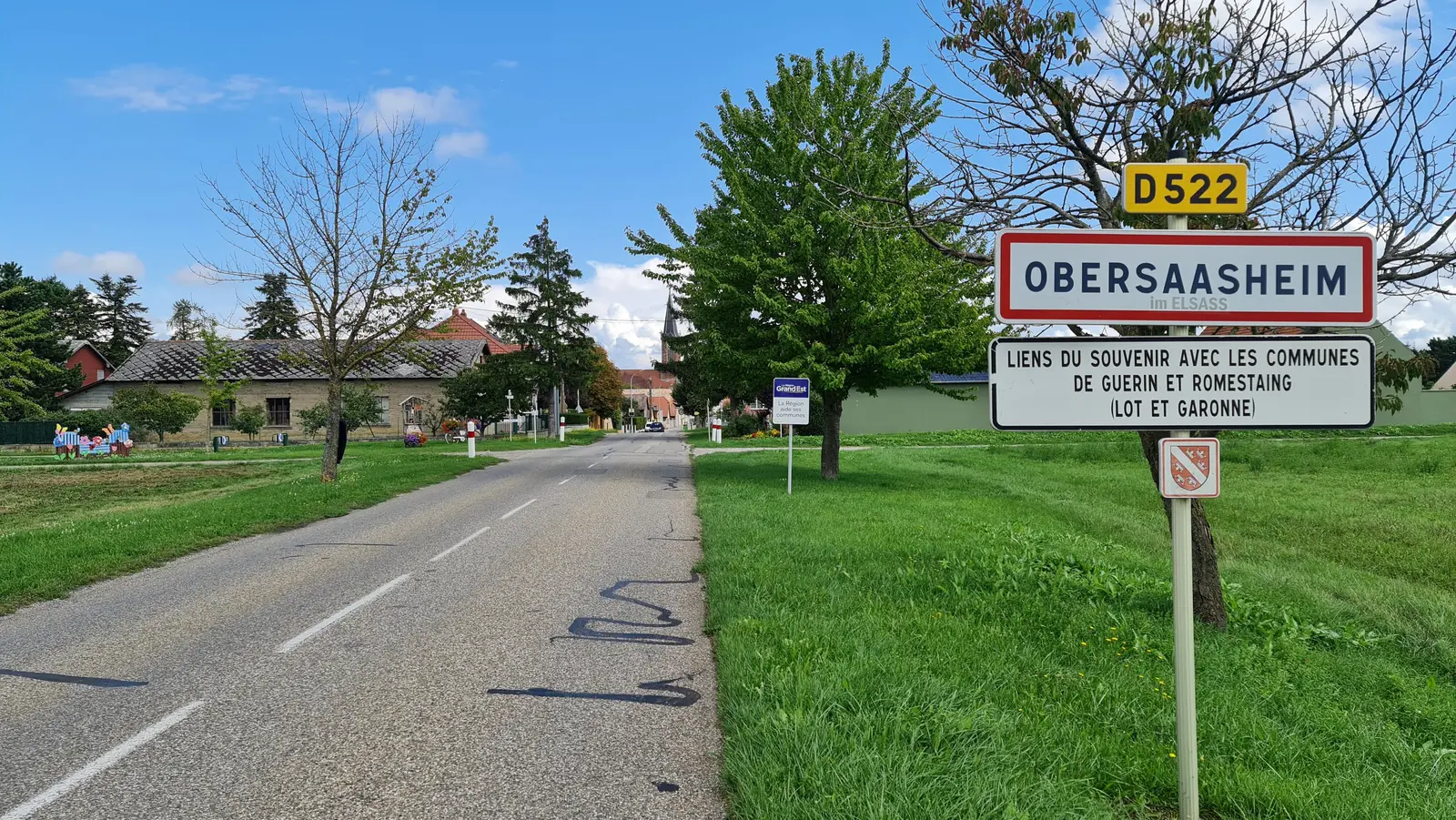Land — Obersaasheim