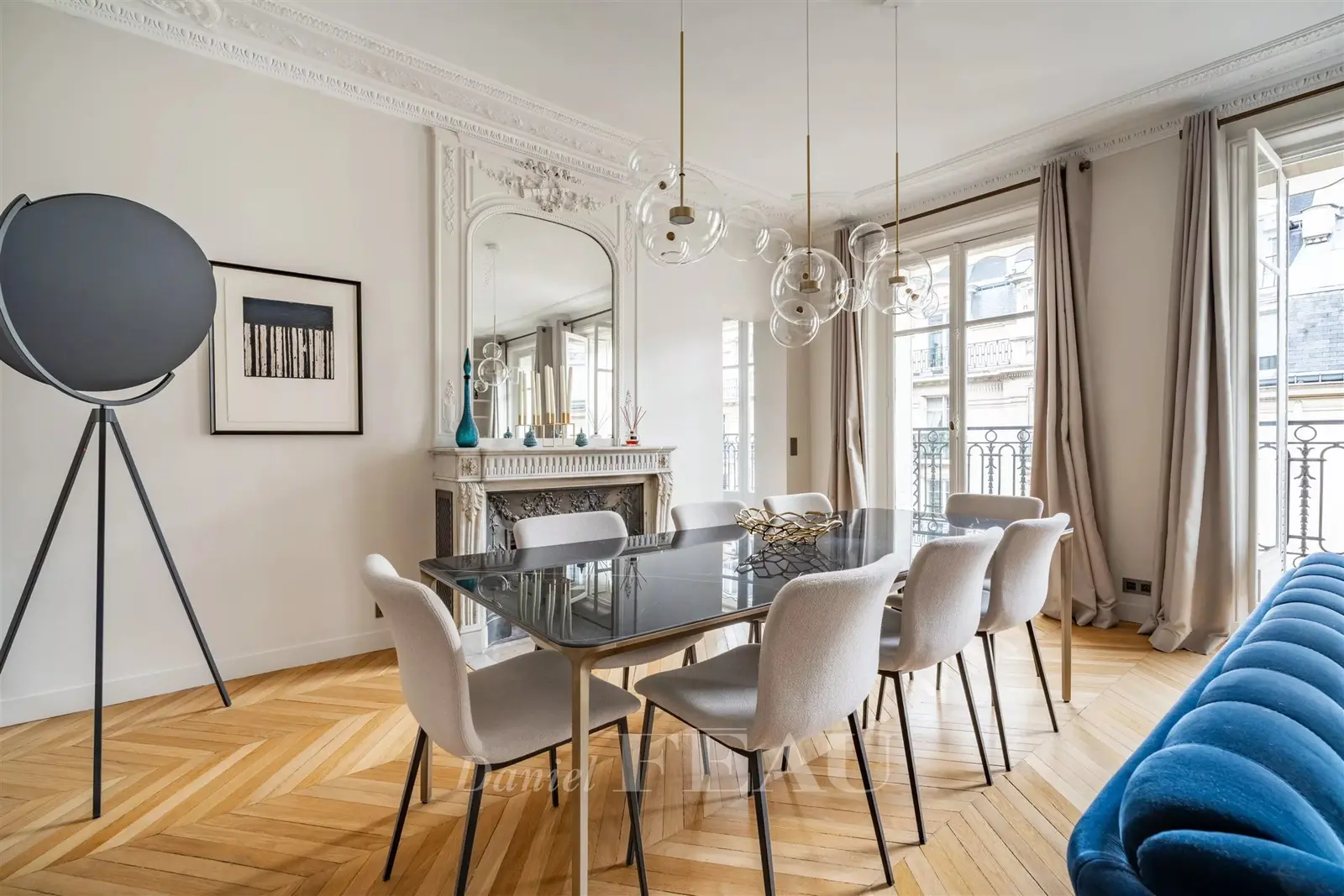 Paris XVIe - Au coeur du village Passy.