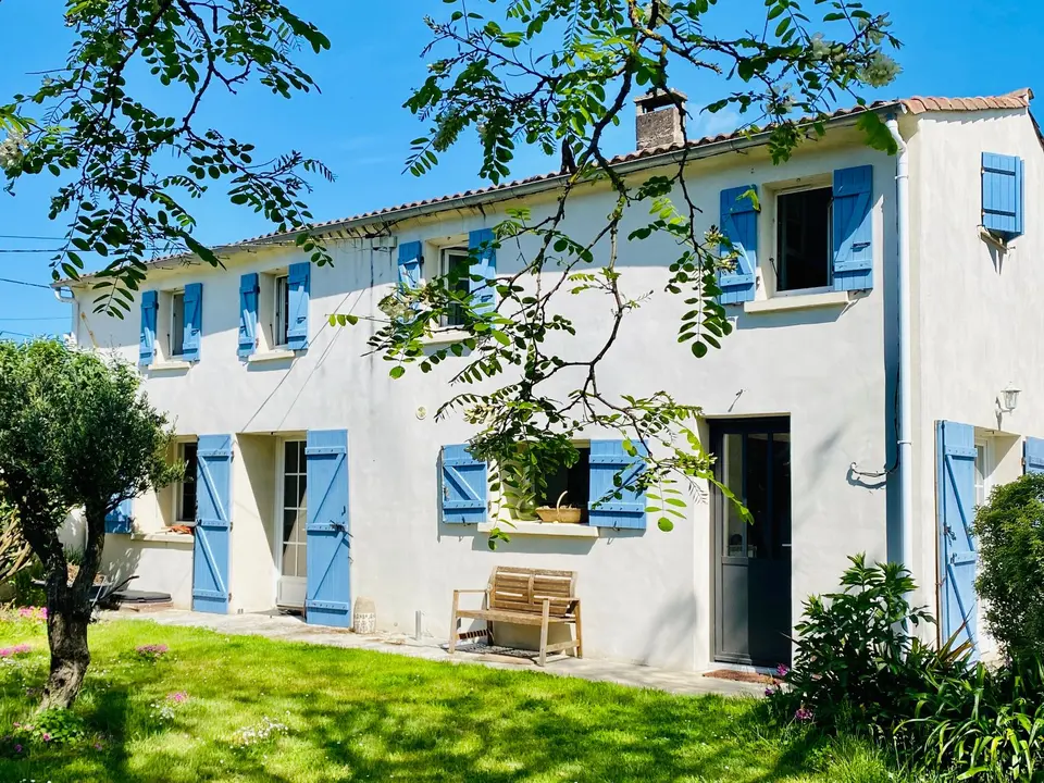 House — 3 ch. — Chaillevette