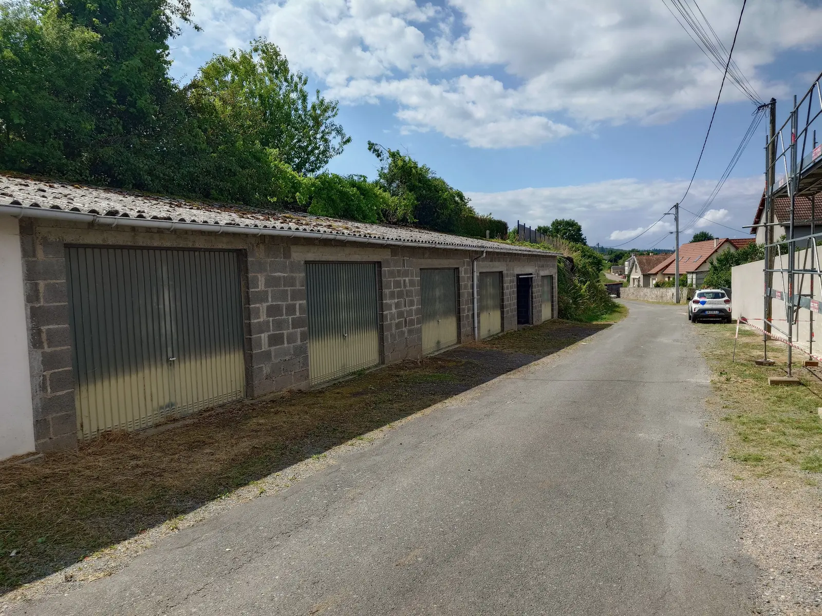 Garage — Luzy