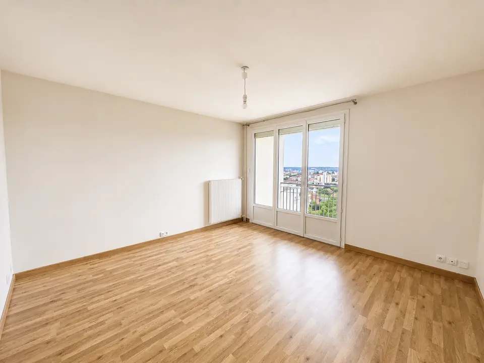 Apartment — 2 ch. — Limas