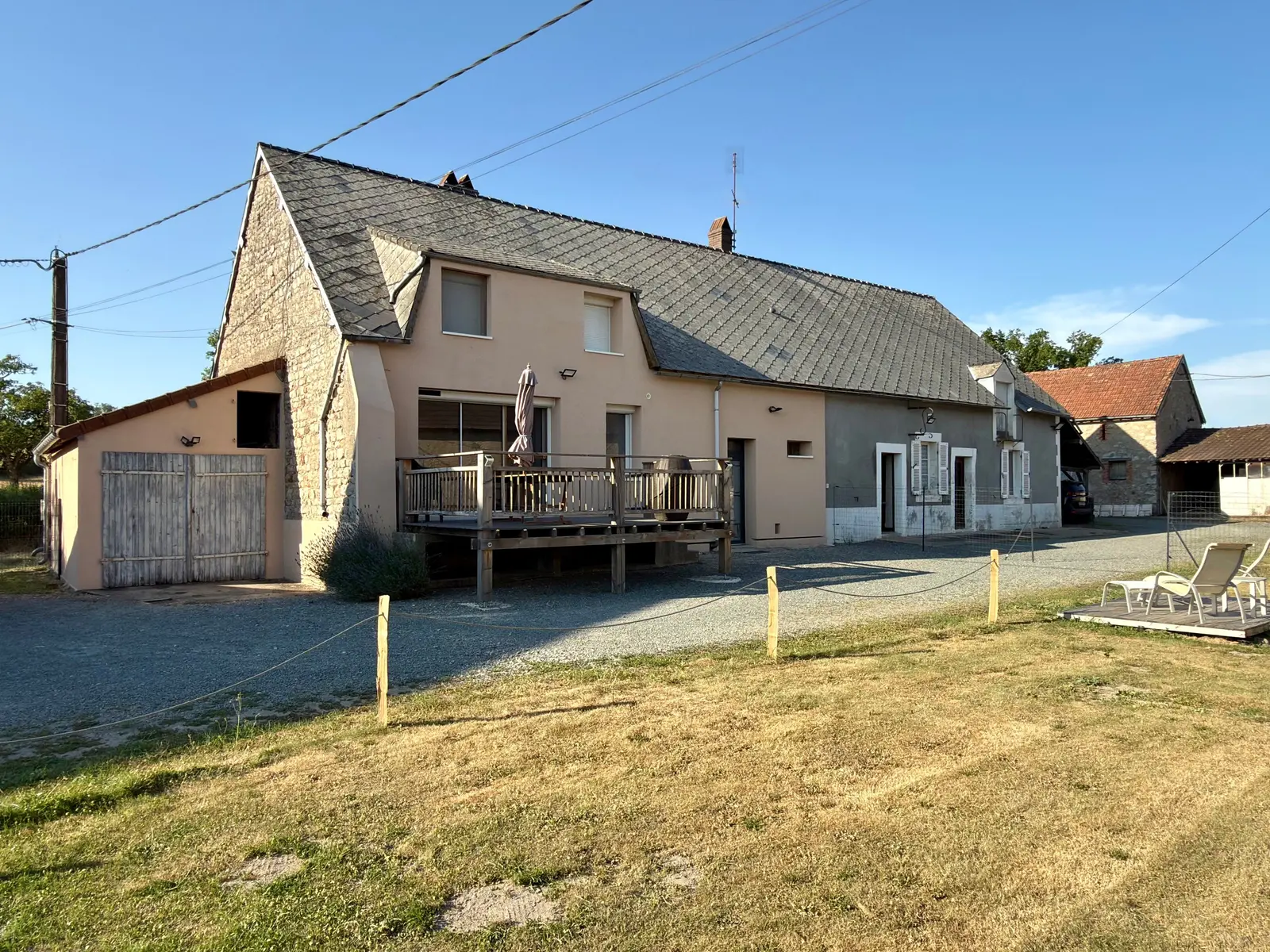 House — 6 ch. — Tazilly
