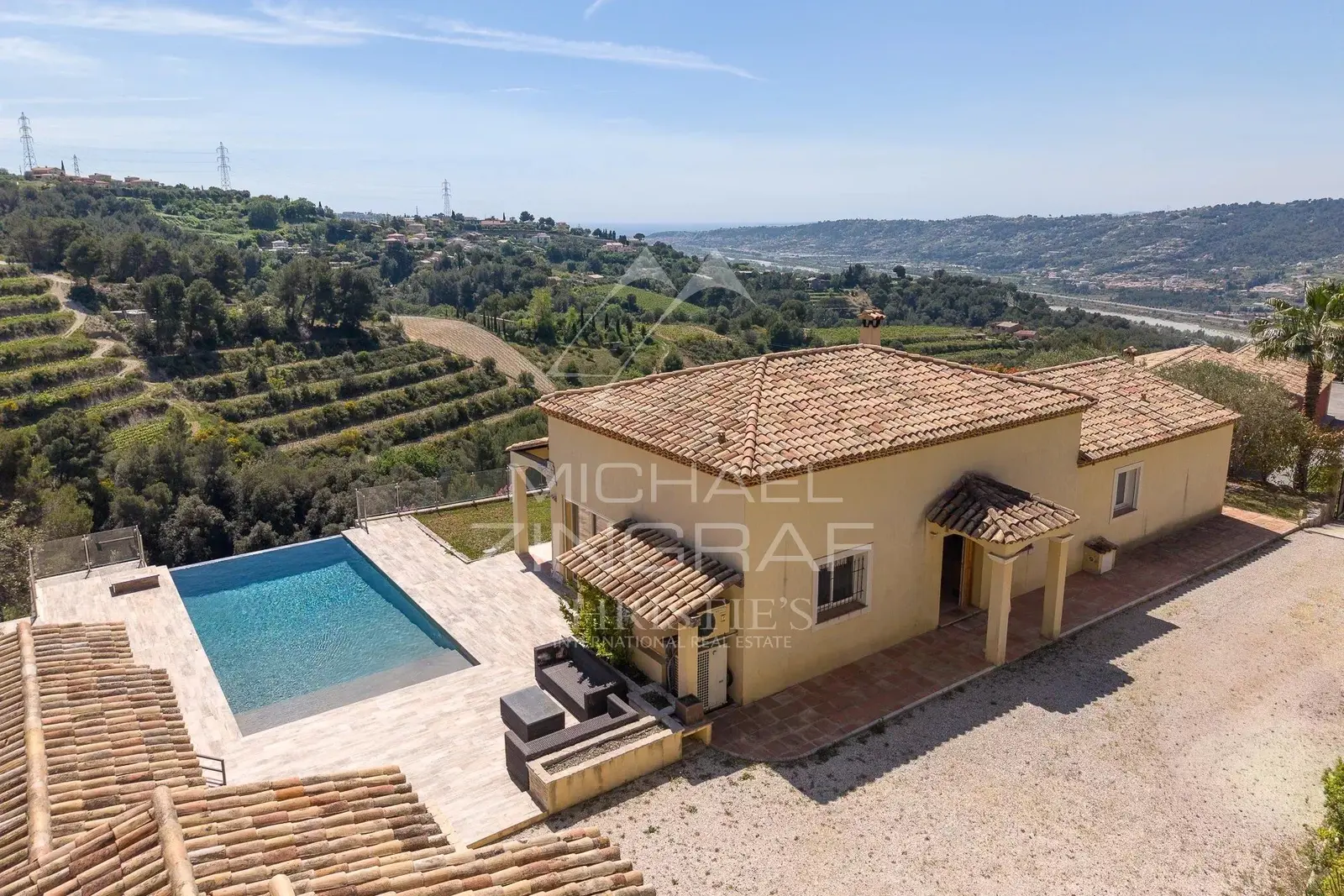 Nice - Saint-Roman de Bellet - Superbe propriété avec piscine et vue panoramique