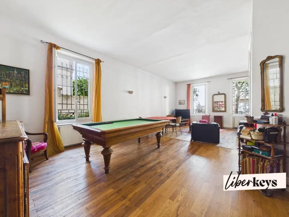 Bel appartement traversant de 89 M2 à Lyon 3 Monchat