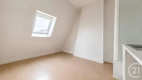 Appartement F1 à vendre PARIS