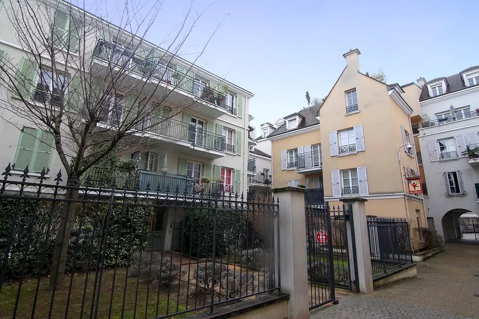 Apartment — 2 ch. — Colombes