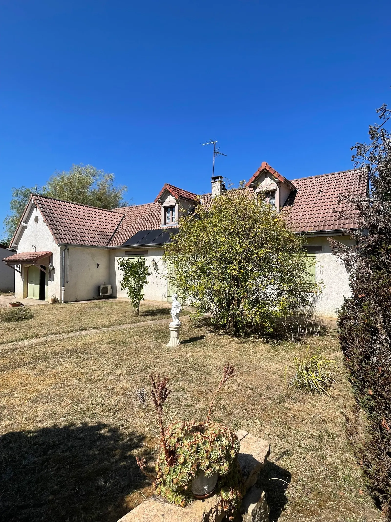 House — 4 ch. — Toury-Lurcy
