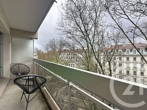 Appartement F1 à vendre LYON