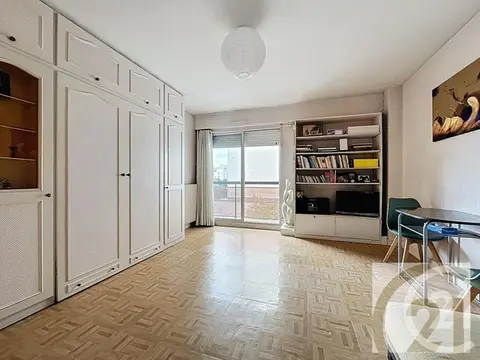 Appartement F2 à vendre PARIS