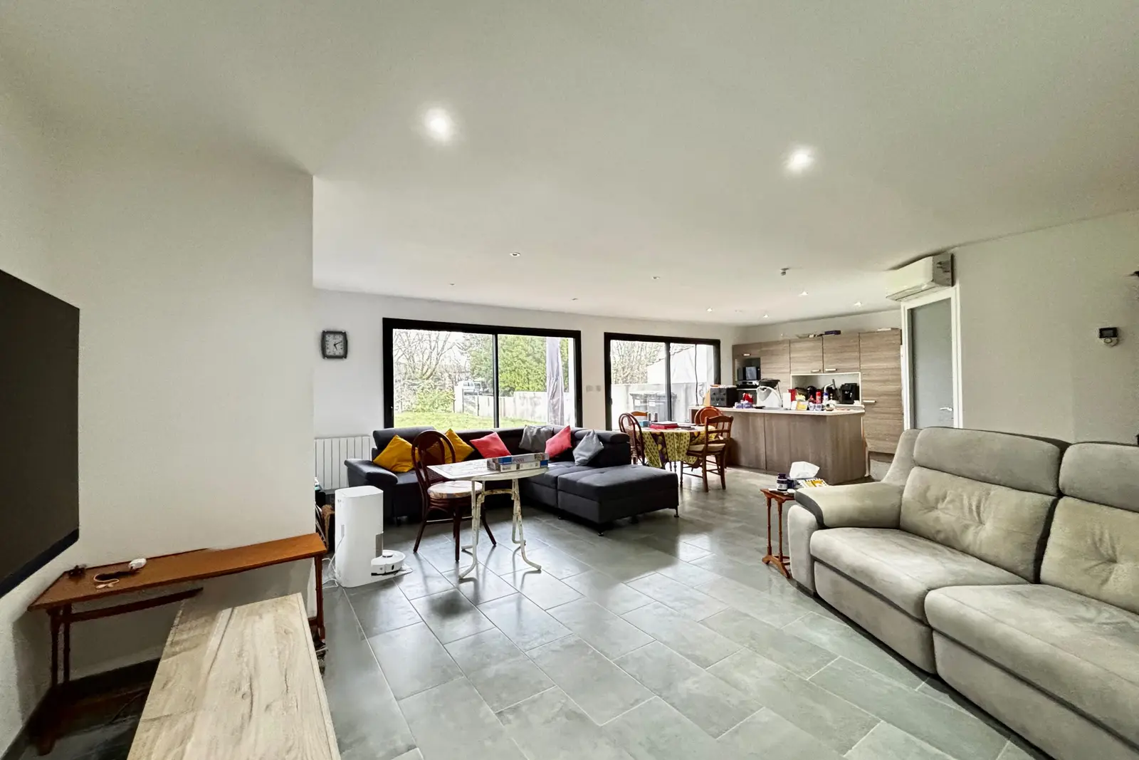 House — 3 ch. — Arces