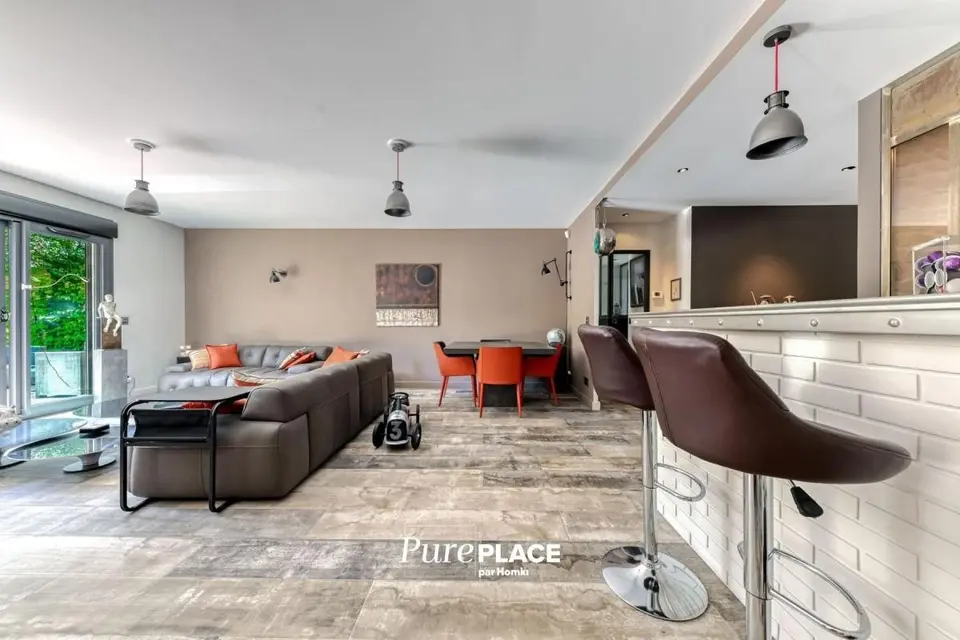 Appartement Type 6 de 155 m² à Lyon 69008
