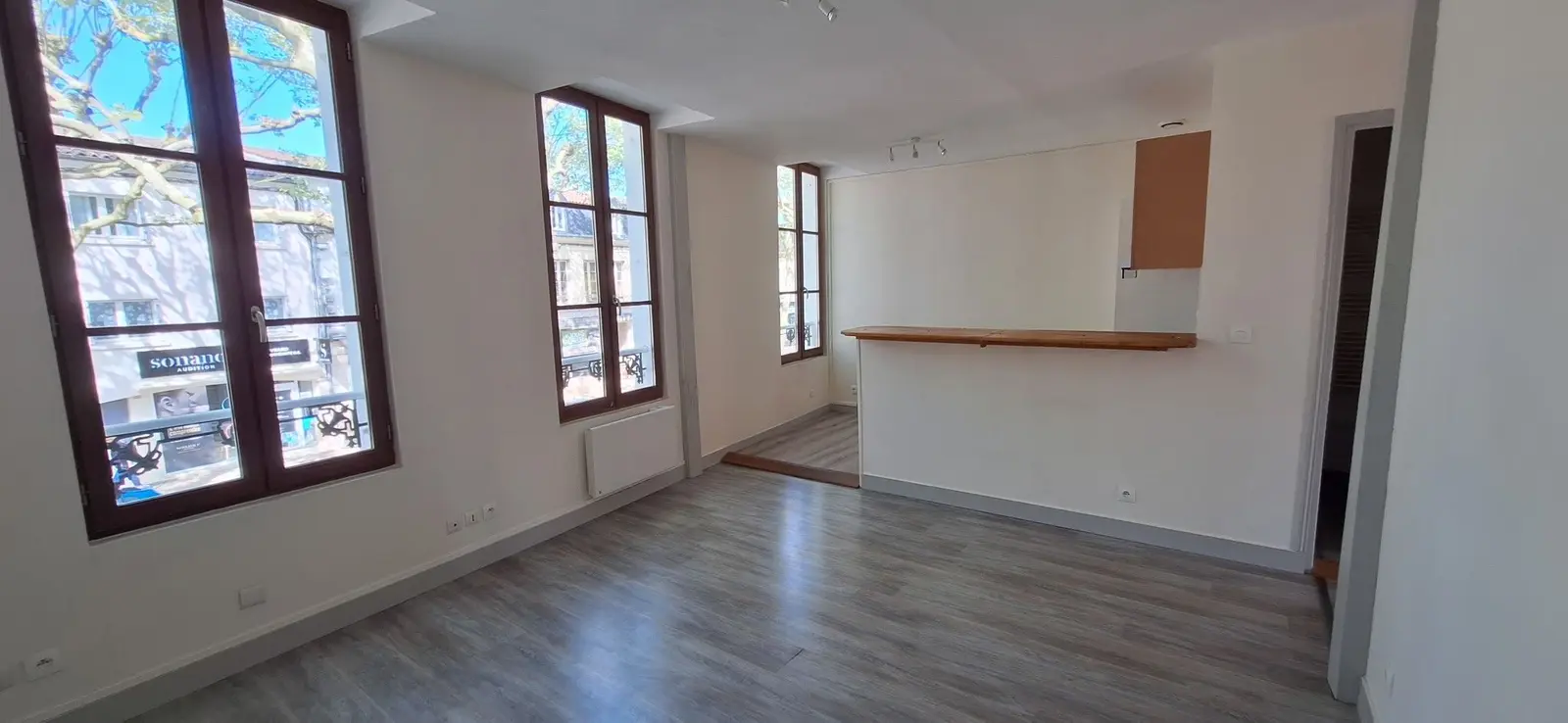 Apartment — 2 ch. — Saintes