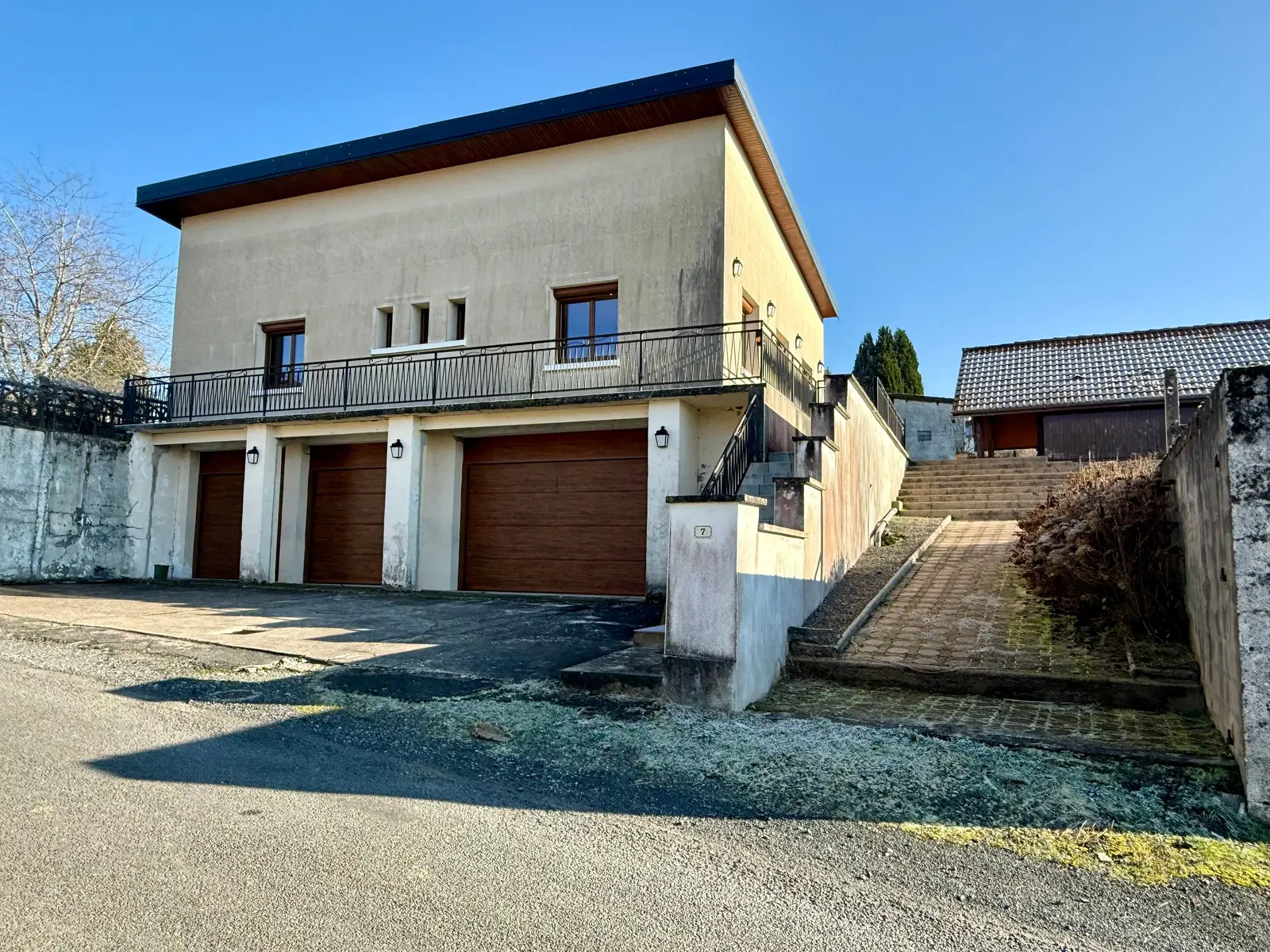 House — 2 ch. — Larochemillay