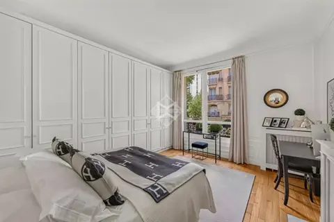Adresse d'exception-appartement familial Paris 7