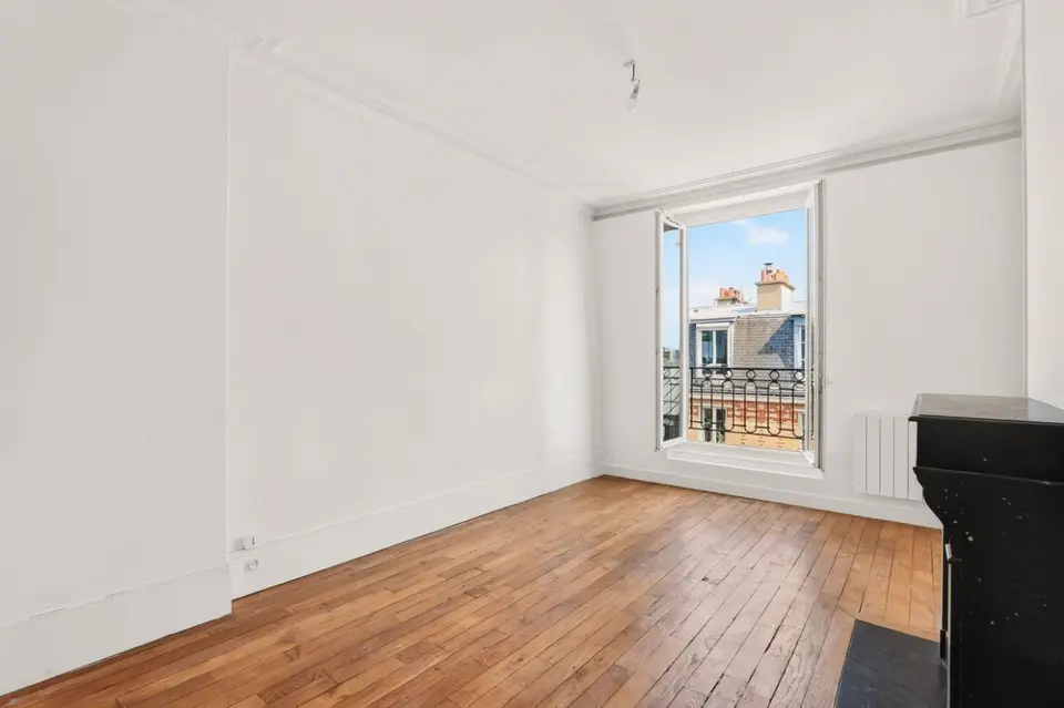 Bel appartement 2 pièces lumineux à Paris (75018) quartier