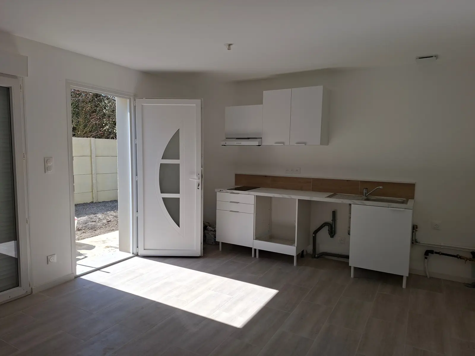 Apartment — 1 ch. — Saint-Quentin-de-Baron